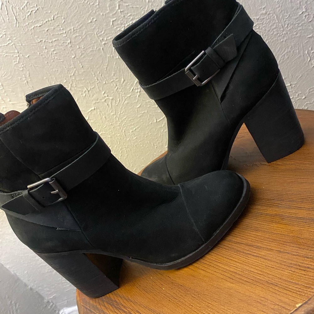 Mia boots